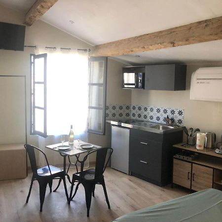 Arles: Studio De La Place Ngoại thất bức ảnh